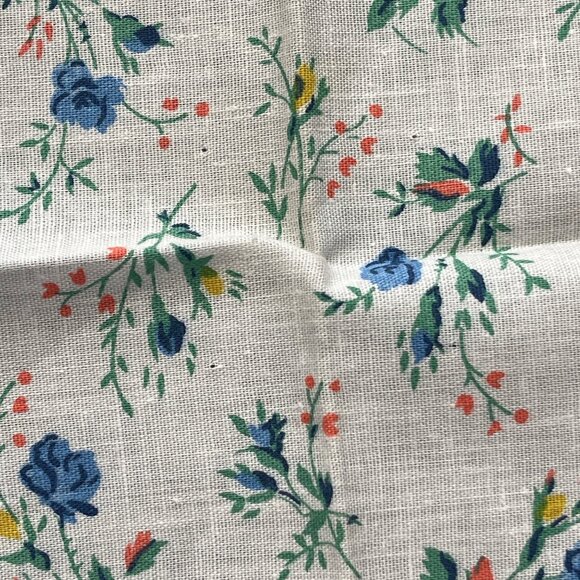 VTG Blue Floral Napkins (2) Blue White Orange STAINS Upcycle Crafting - Picture 3 of 4